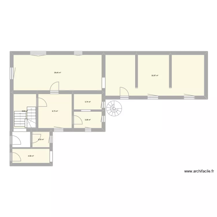 Turnerstr. 38. Grundriss mit 8 und 90 m² Turnerstr. 38. Grundriss mit 8 und 90 m²