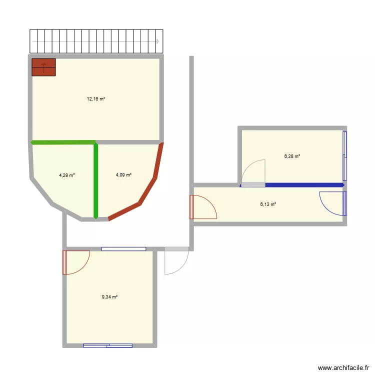 estudio patio entrada escalera. Plano de 