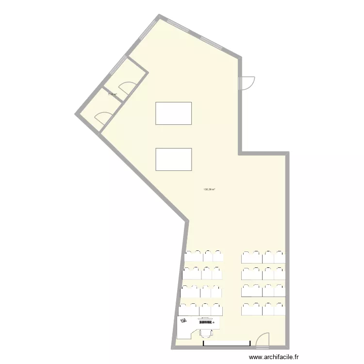 plano aula taller. Plano de 2  y 138 m²