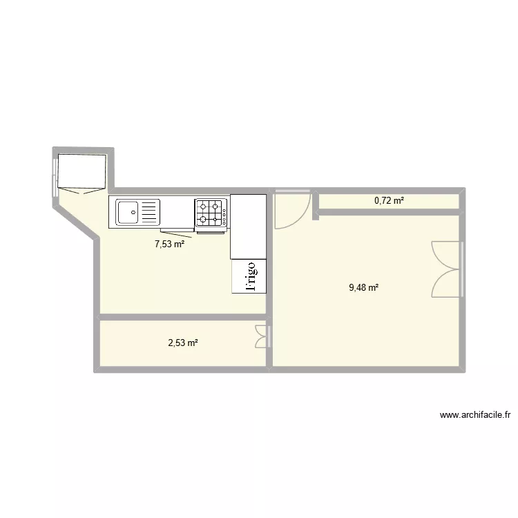 Coci&ntilde;a e salon. Plano de 4  y 20 m²