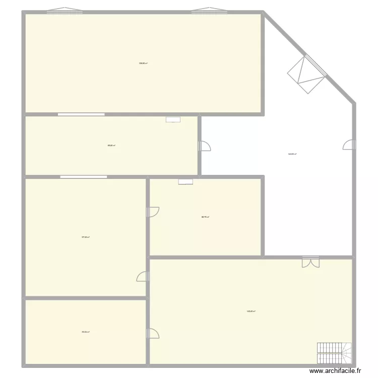 casucha. Plano de 7 Habitaciones y 726 m² casucha. Plano de 7 Habitaciones y 726 m²