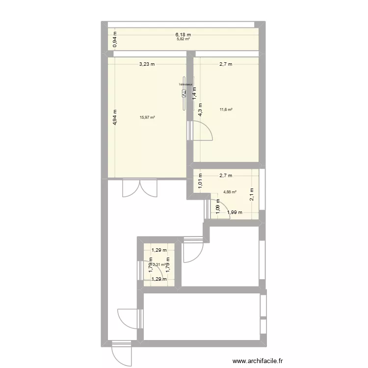 piso mam&aacute;. Plano de 5 Habitaciones y 41 m²
