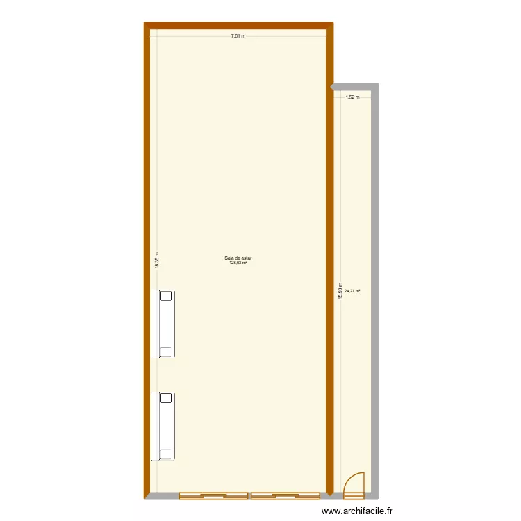 Negocio Pastel. Plano de 2  y 153 m²