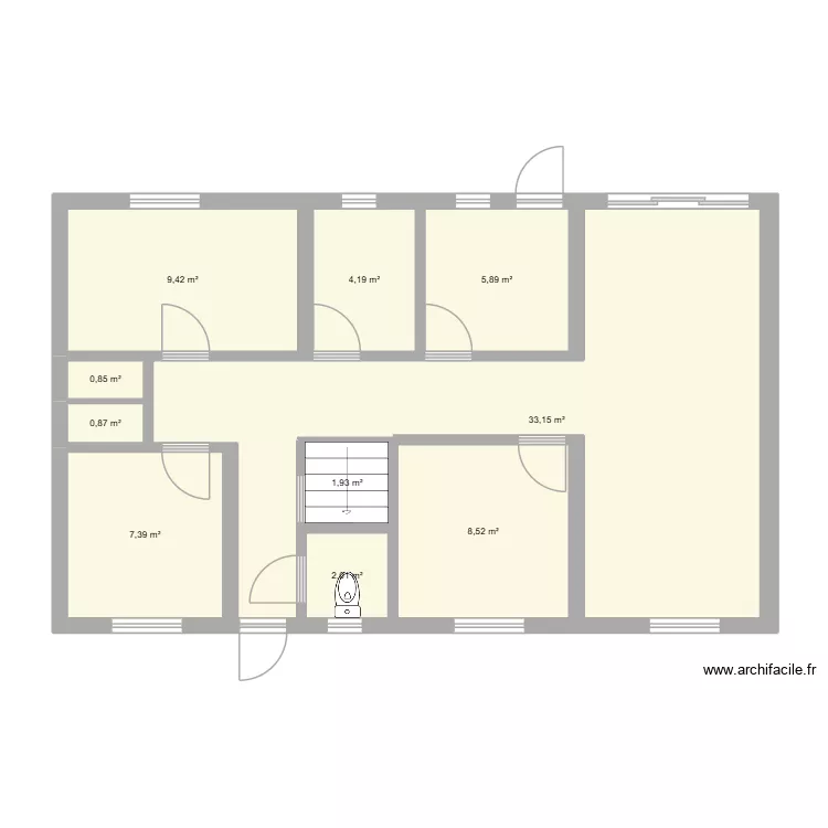 Casa. Plano de 10 Habitaciones y 74 m² Casa. Plano de 10 Habitaciones y 74 m²