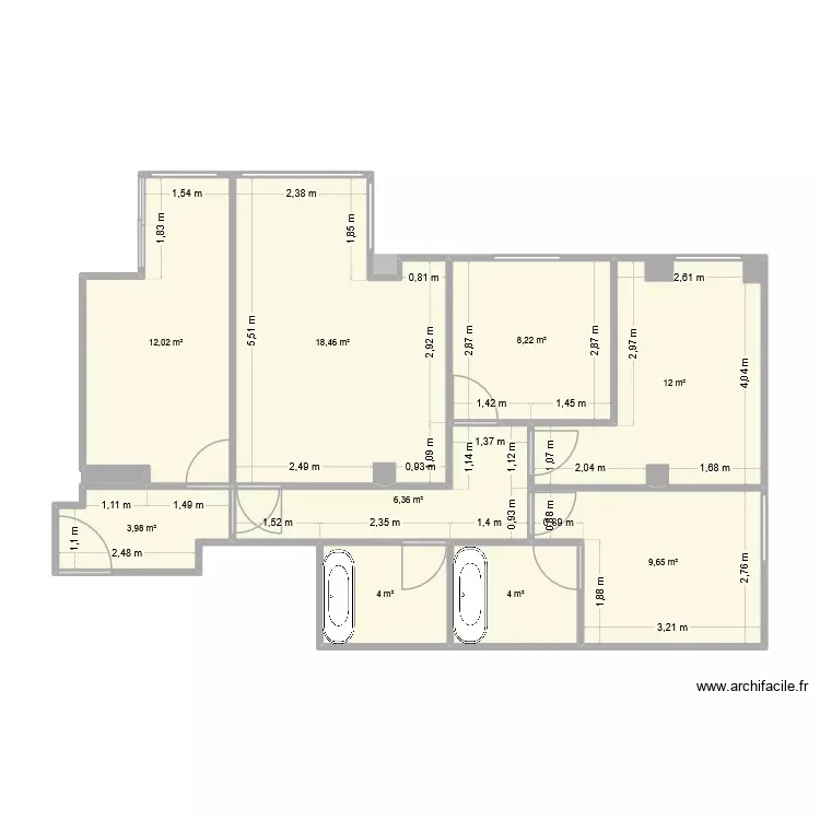 piso. Plano de 9 Habitaciones y 79 m²