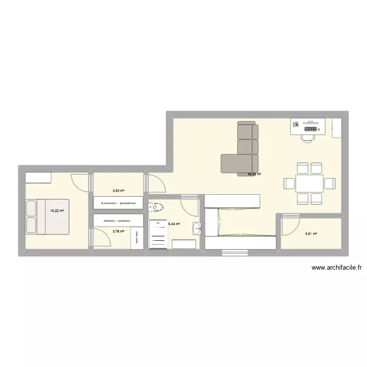 Casa con proche alargado. Plano de 6 Habitaciones y 66 m²