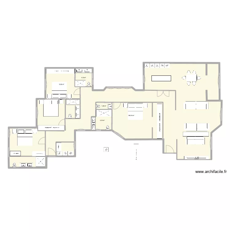 maria de molina 10. Floor plan with 