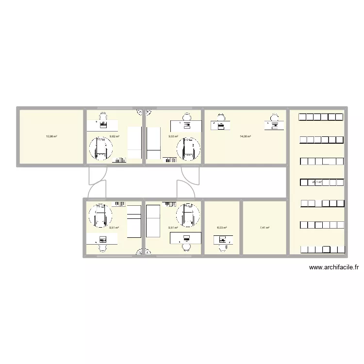 medicina do trabalho. Floor plan with 9 rooms and 102 m²