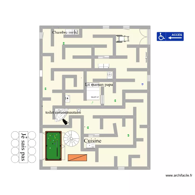 yes. Floor plan with 1  and 105 m²