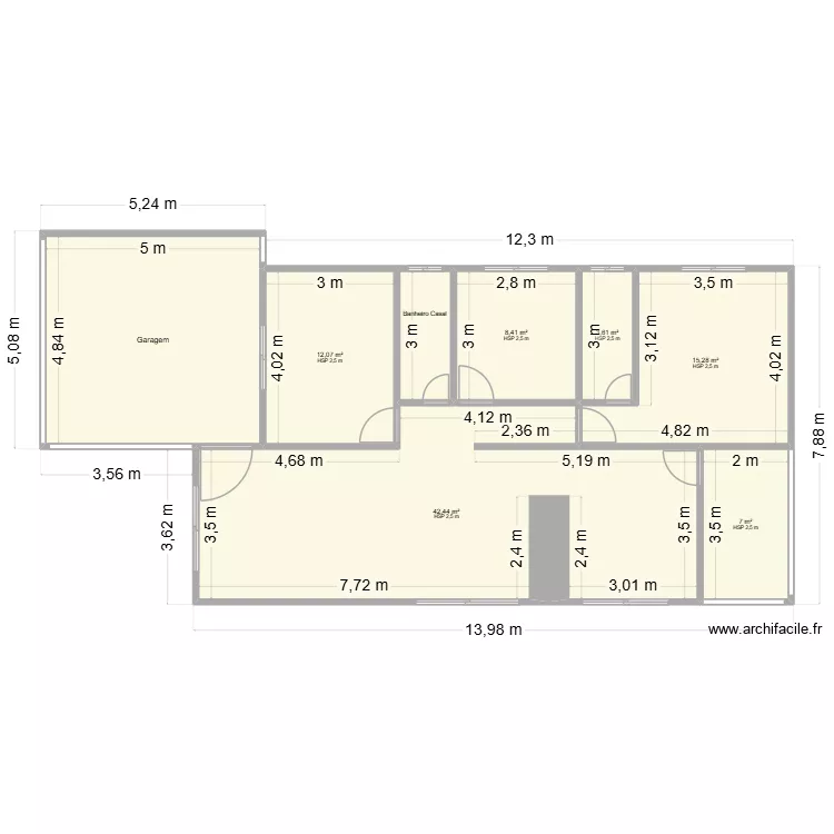 Nossa Casa. Floor plan with 8 and 117 m² Nossa Casa. Floor plan with 8 and 117 m²