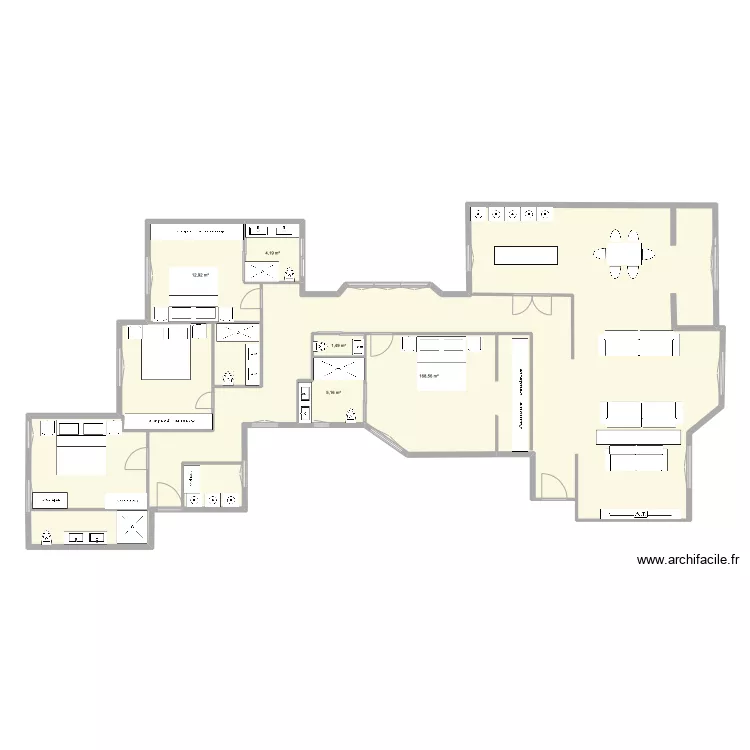 maria de molina 11. Floor plan with 
