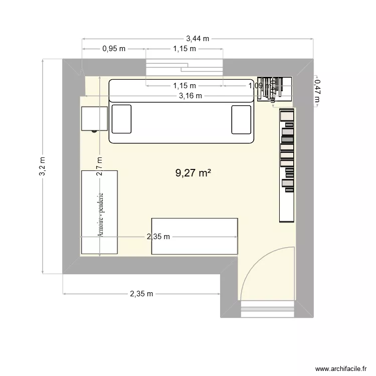 Quarto de Julia. Floor plan with 1 and 9 m² Quarto de Julia. Floor plan with 1 and 9 m²