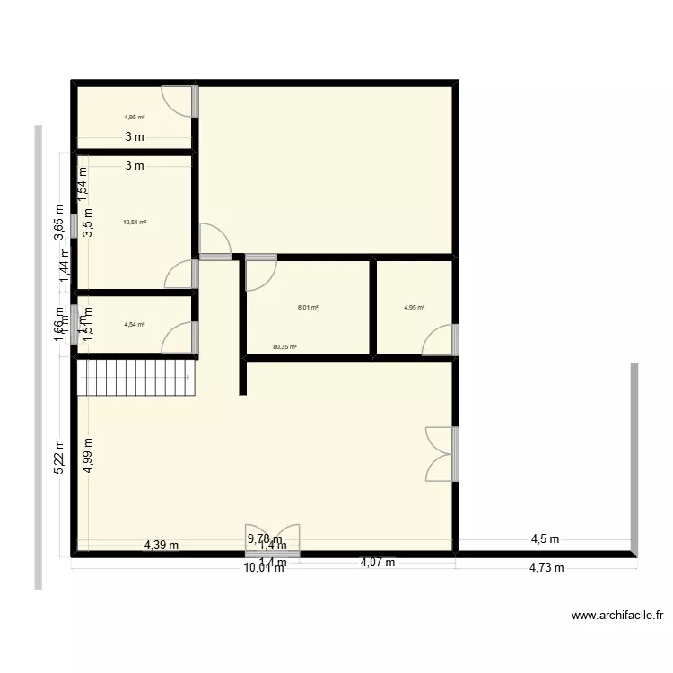 Casa atualizada 03.26. Floor plan with 6  and 113 m²