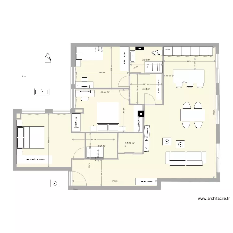 monica modesto la  215. Floor plan with 