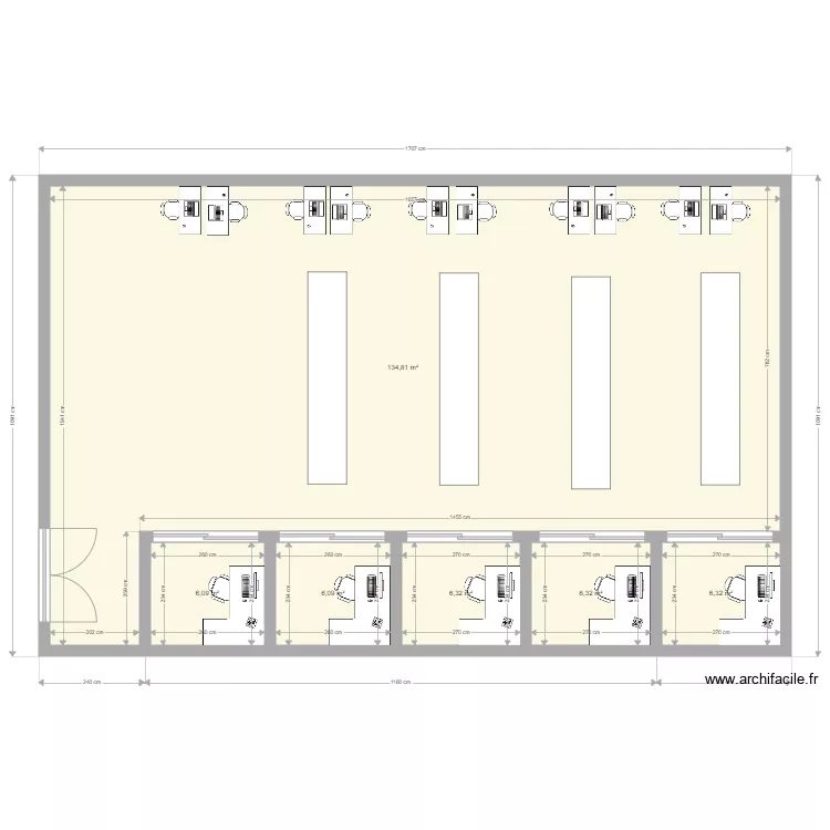 Plano. Floor plan with Plano. Floor plan with