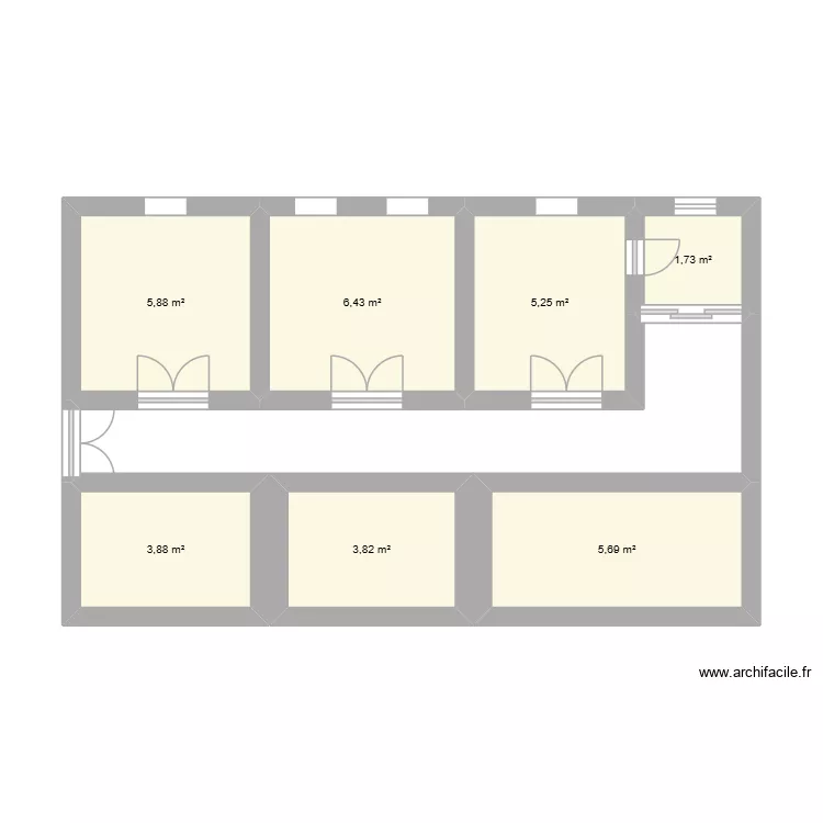 casa da mae. Floor plan with 7 and 33 m² casa da mae. Floor plan with 7 and 33 m²