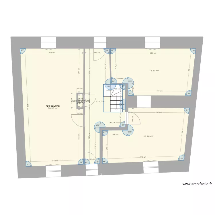 st nicolas rdc v1. Floor plan with 