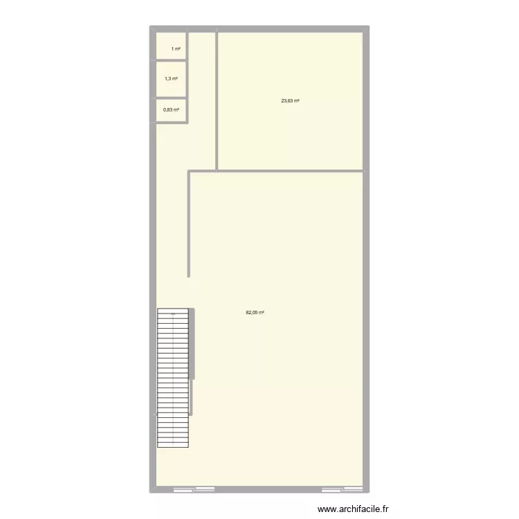 Local Meythet. Floor plan with 5  and 109 m²