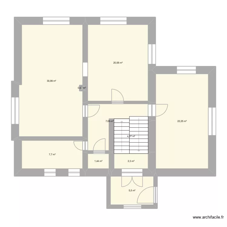 Spodn&iacute; patro. Floor plan with 10 rooms and 102 m²