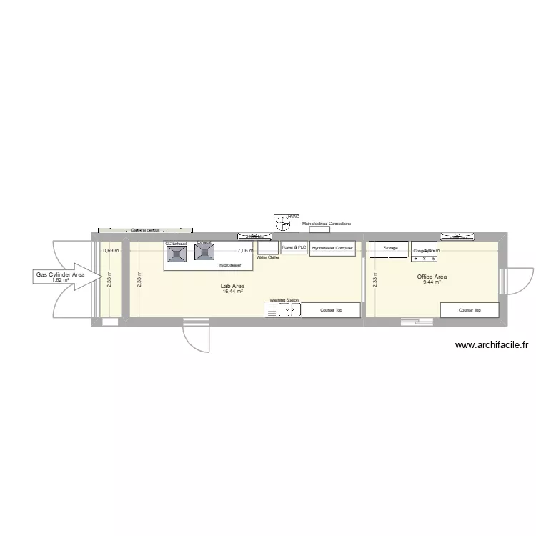 Cuntaner 40 pieds. Floor plan with 3  and 28 m²