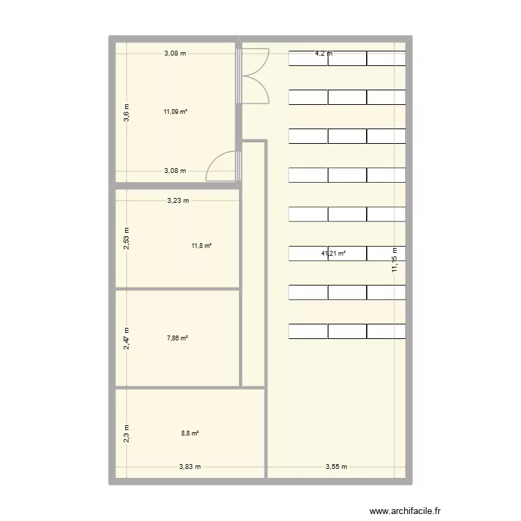 Sugestão Layout 01 - Almoxarifado. Floor plan with 5 and 81 m² Sugestão Layout 01 - Almoxarifado. Floor plan with 5 and 81 m²