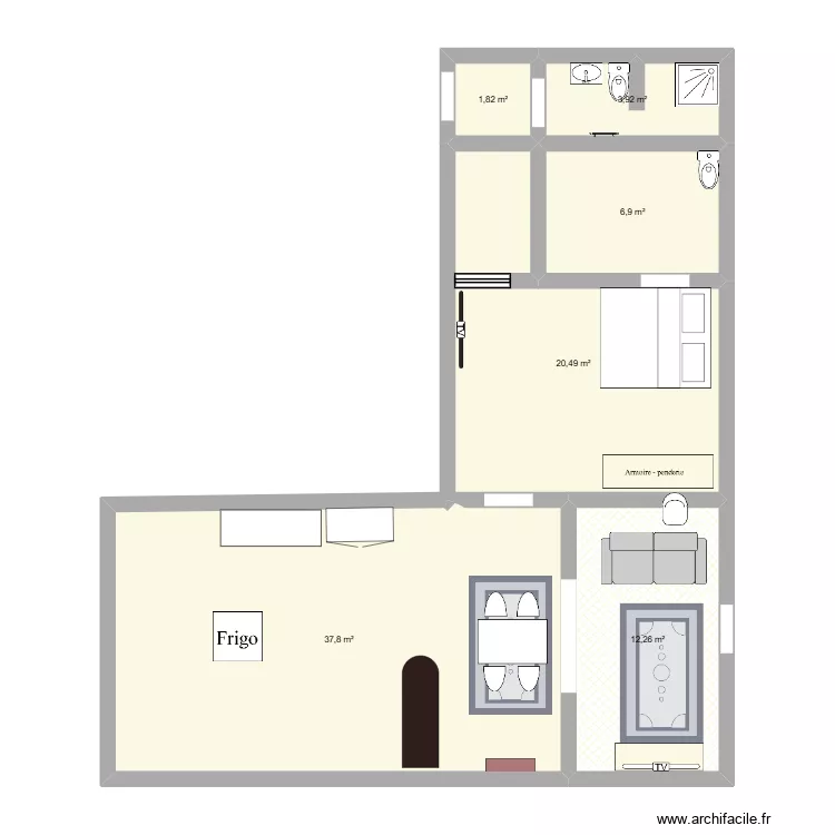 planta 01 casa. Floor plan with 6  and 83 m²