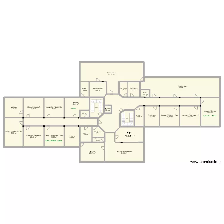 Vistec // 1. OG. Floor plan with 32  and 802 m²