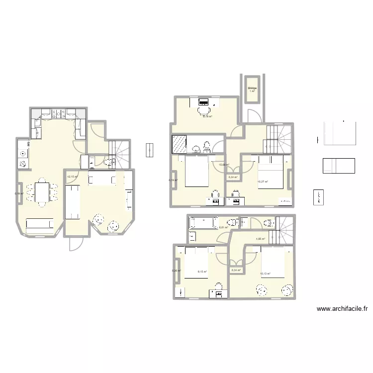 Cottage layout with bath on to floor and shower on middle floor v2. Floor plan with 14  and 109 m²