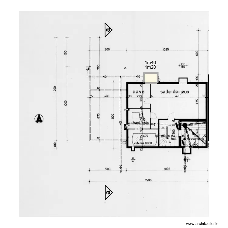 basement window. Floor plan with 1  and 1 m²