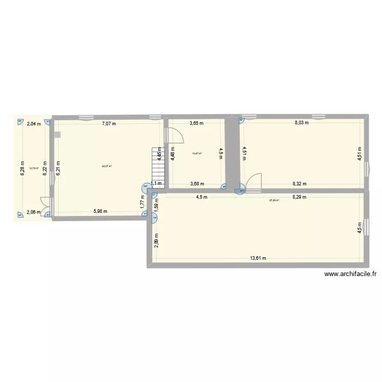 plan vide. Floor plan with 