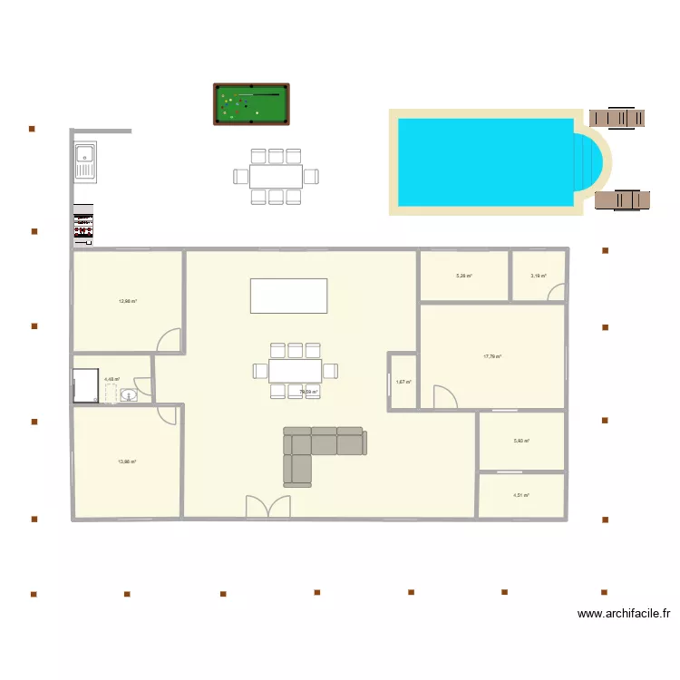 chacara. Floor plan with 10  and 149 m²