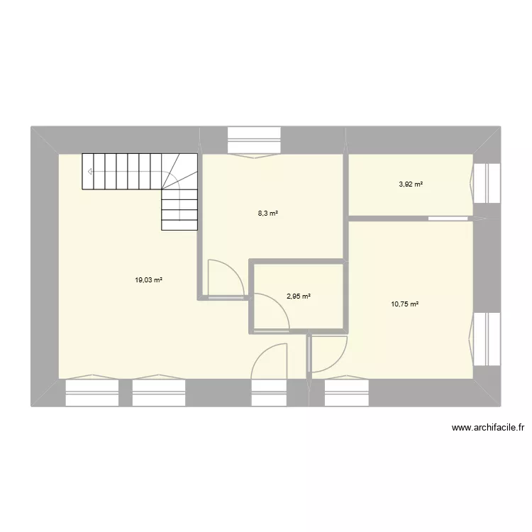 espinareu. Floor plan with 5 rooms and 45 m²