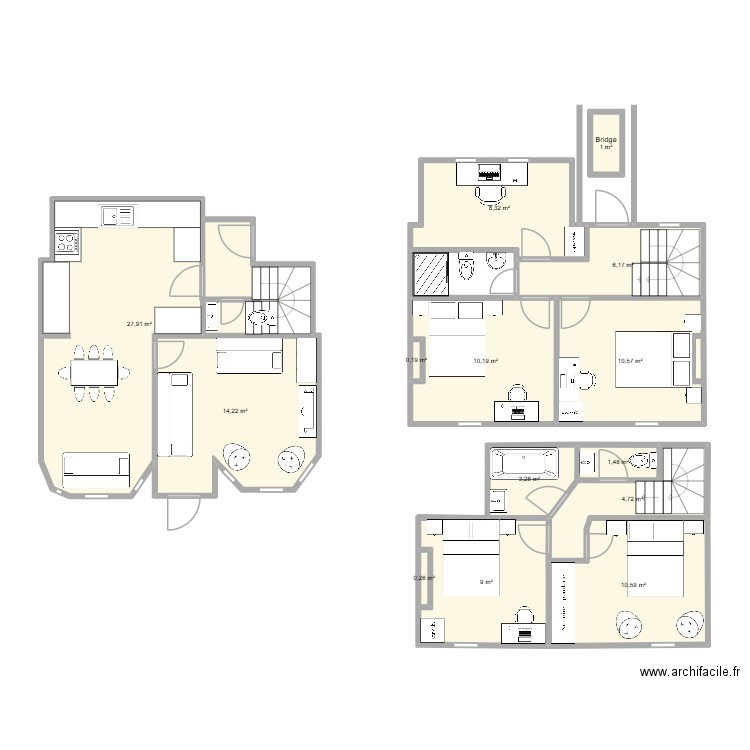 Cottage layout with bath on to floor and shower on middle floor. Plan de 14 pièces et 108 m2