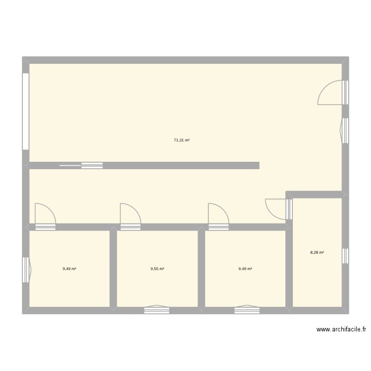 Treball mates. Plan de 5 pièces et 124 m2