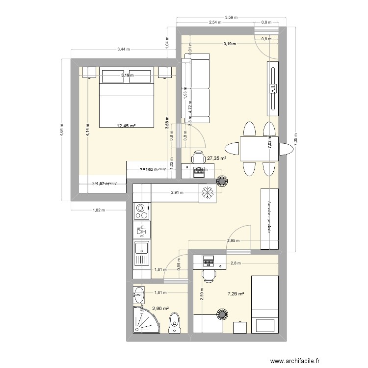 Casa reformada. Plan de 4 pièces et 50 m2