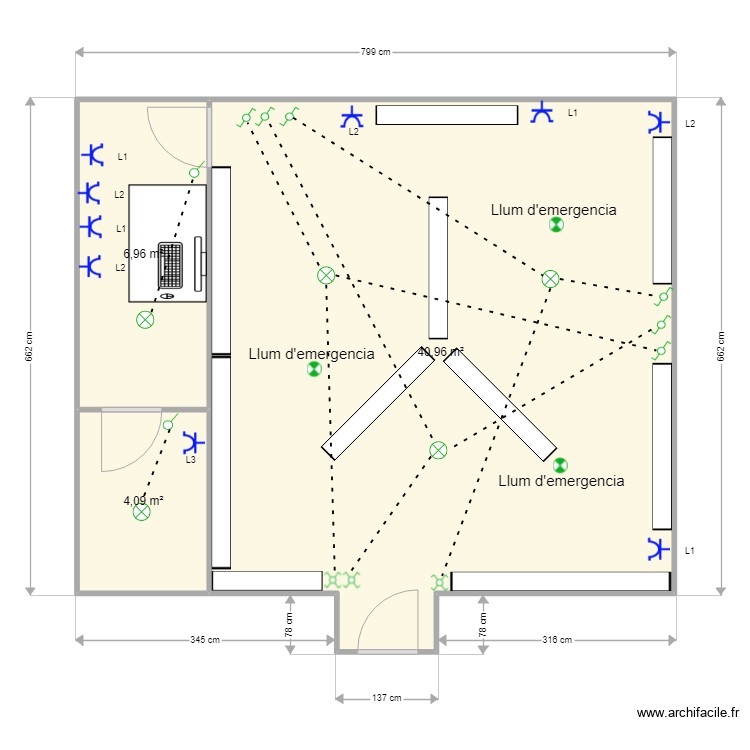 LOCAL. Plan de 0 pièce et 0 m2