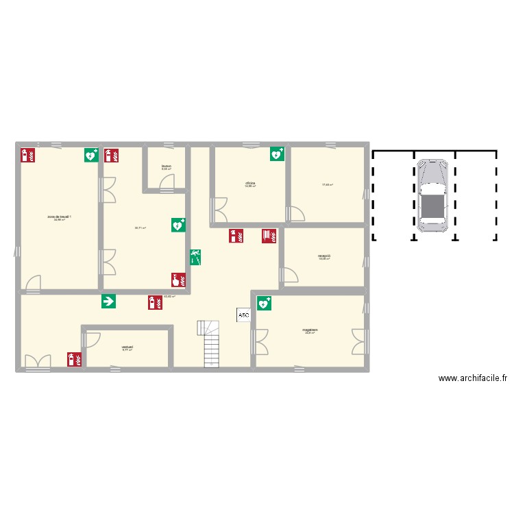 plano 1. Plan de 9 pièces et 219 m2