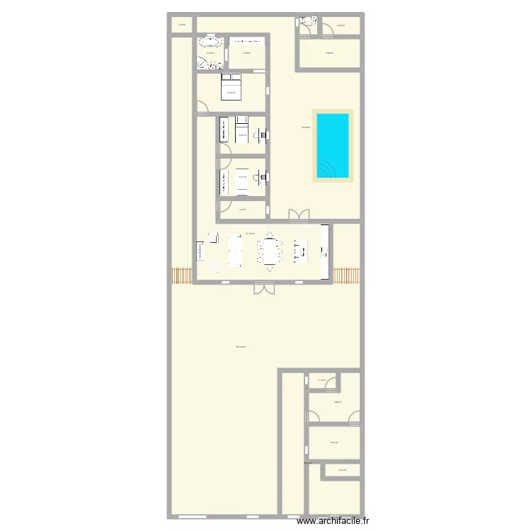 casa 1. Planta de 18 e 424 m² casa 1. Planta de 18 e 424 m²